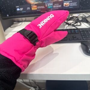 Pink Dunkin Mitten